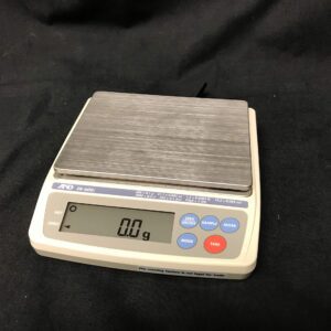 MNM Scales Digital Compact Bench Scale 600g Capacity